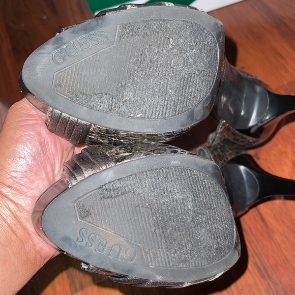 Guess Holbrook Open toe pump - Picture 8 of 13